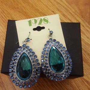NWT "1928" earrings